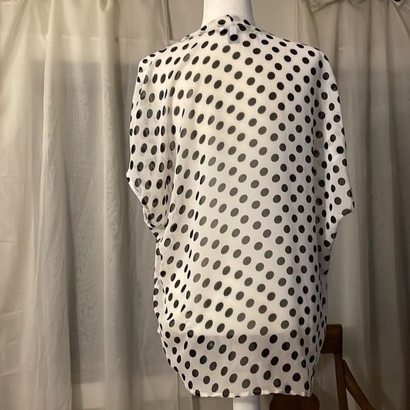 Victoria secret blouse   - Picture 3 of 6